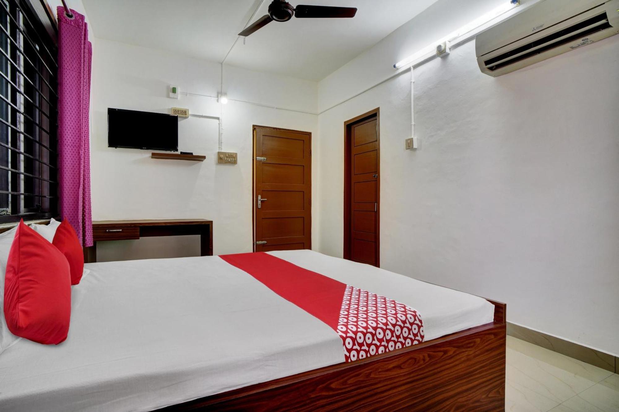 Hotel O Chiyang Hotel Ангамали Экстерьер фото